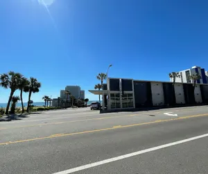 Photo 2 - The Oceanfront Viking Motel