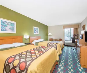 Photo 5 - Super 8 by Wyndham Spartanburg/I-26 Exit 22