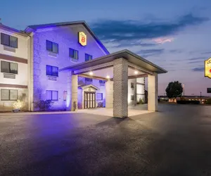 Photo 2 - Super 8 by Wyndham Uniontown PA