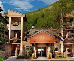 Photo 2 - Eagle Point Resort