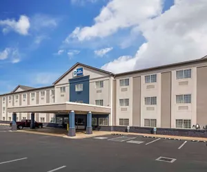 Photo 2 - Best Western Louisville Airport Expo