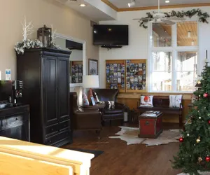 Photo 4 - Ranch Inn