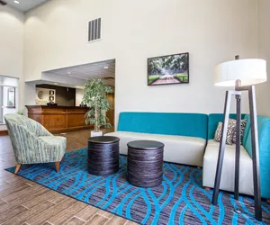 Photo 3 - Comfort Inn & Suites Walterboro I-95