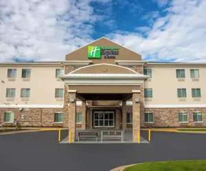 Photo 2 - Holiday Inn Express Hotel & Suites Clinton, an IHG Hotel