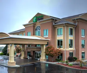 Photo 2 - Holiday Inn Express & Suites Richmond, an IHG Hotel