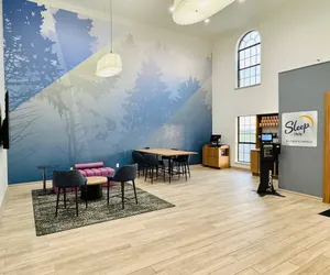 Photo 2 - Sleep Inn & Suites Searcy near University