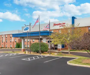 Photo 2 - Hampton Inn Akron-South
