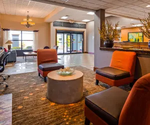 Photo 3 - Sky Point Hotel & Suites - Atlanta Airport