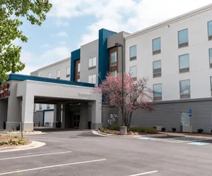 Photo 2 - Hampton Inn & Suites Leesburg