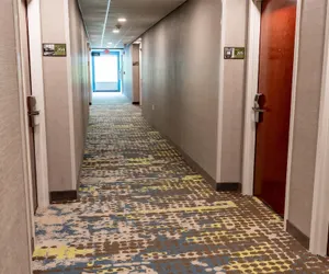 Photo 4 - Hampton Inn & Suites Leesburg