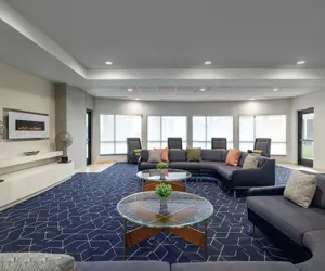 Photo 2 - Courtyard by Marriott Fargo Moorhead, MN