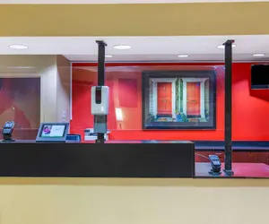 Photo 4 - Extended Stay America Suites Hartford Meriden