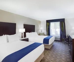 Photo 5 - Holiday Inn Express Hotel & Suites Mebane by IHG
