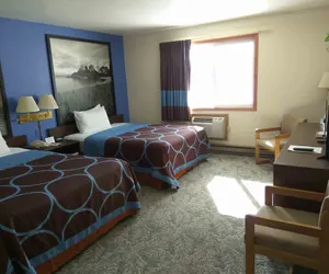 Photo 3 - Hotel Iron Mountain Inn & Suites