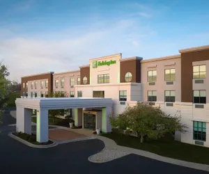 Photo 2 - Holiday Inn Cincinnati Liberty Way, an IHG Hotel