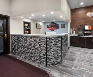 Photo 5 - Super 8 by Wyndham Winona MN