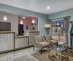 Photo 4 - Best Western Lake Conroe Inn