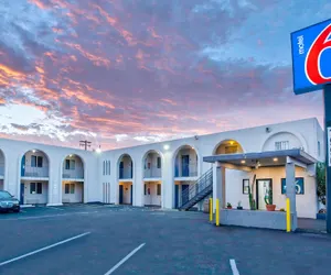 Photo 2 - Motel 6 Tucson, AZ - East Williams Center