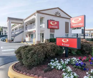 Photo 2 - Econo Lodge Fredericksburg near I-95