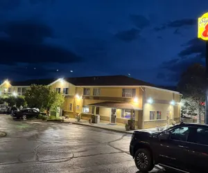 Photo 2 - Super 8 by Wyndham Trinidad