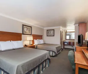 Photo 5 - Travelodge by Wyndham Sylmar CA