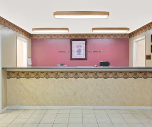 Photo 4 - Super 8 by Wyndham Kosciusko