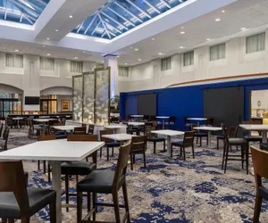 Photo 5 - Embassy Suites Boston Logan Airport