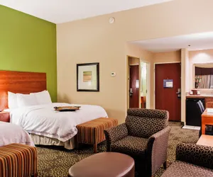 Photo 5 - Hampton Inn & Suites Harlingen