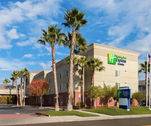 Photo 2 - Holiday Inn Express Hotel & Suites Vacaville, an IHG Hotel