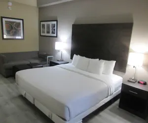 Photo 4 - Best Western Kenner