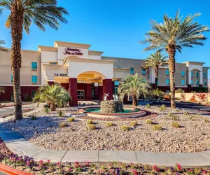 Photo 2 - Hampton Inn & Suites Palm Desert