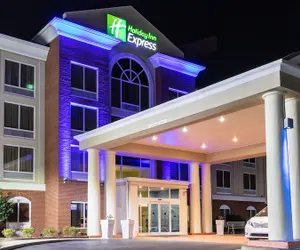 Photo 2 - Holiday Inn Express Hotel & Suites Birmingham-Irondale(East), an IHG Hotel