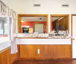 Photo 5 - OYO Hotel Daleville AL Hwy 84