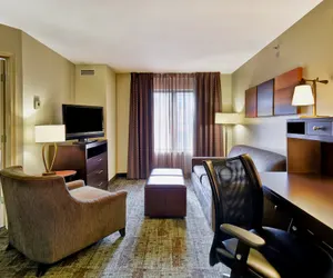 Photo 4 - Staybridge Suites Middleton Madison-West by IHG