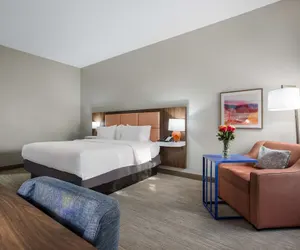 Photo 2 - Hampton Inn Linden