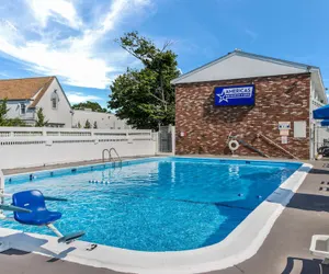 Photo 2 - Americas Best Value Inn & Suites Hyannis Cape Cod