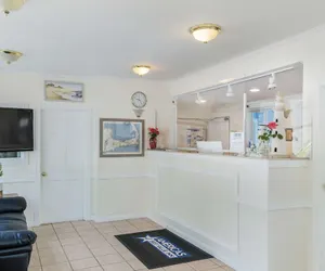 Photo 4 - Americas Best Value Inn & Suites Hyannis Cape Cod