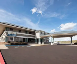 Photo 2 - Travelodge by Wyndham Globe AZ