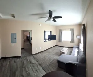 Photo 3 - Island Suites