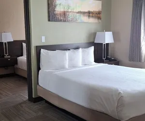 Photo 4 - Island Suites