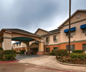 Photo 2 - Best Western Executive Inn & Suites