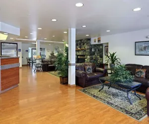 Photo 2 - Microtel Inn & Suites by Wyndham Eagle River/Anchorage Area