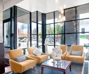 Photo 4 - La Pensione Hotel