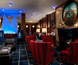 Photo 3 - Argonaut Hotel