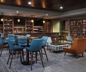 Photo 2 - Four Points by Sheraton Chicago Schaumburg