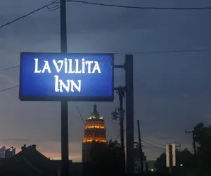 Photo 2 - La Villita Inn