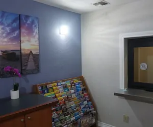 Photo 3 - La Villita Inn