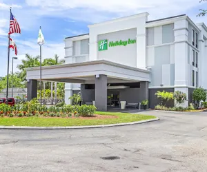 Photo 2 - Holiday Inn St. Petersburg West by IHG