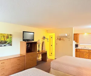Photo 5 - Timbers INN and Suites
