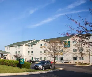 Photo 2 - Quality Inn & Suites Loves Park near Rockford